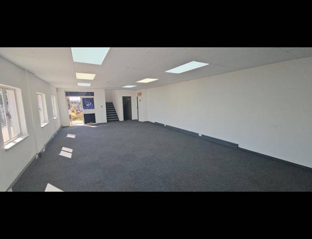 INDUSTRIAL PROPERTY TO RENT IN HALFWAY HOUSE